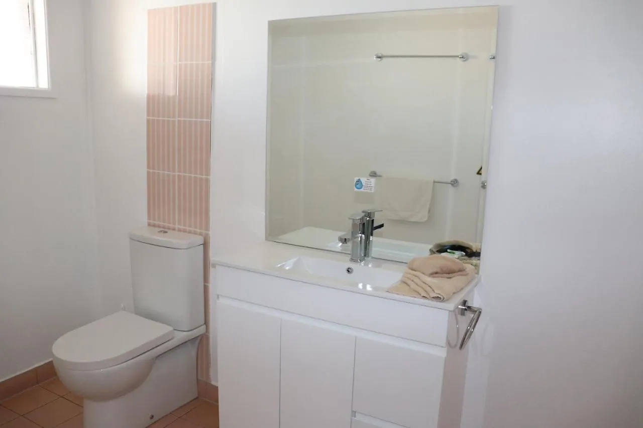 Hotel Corones Charleville