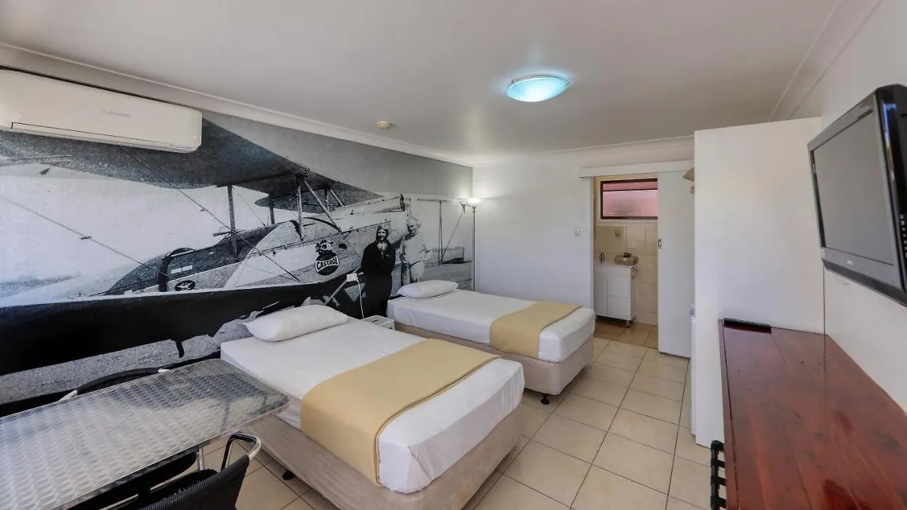 Hotel Corones Charleville 3*,
