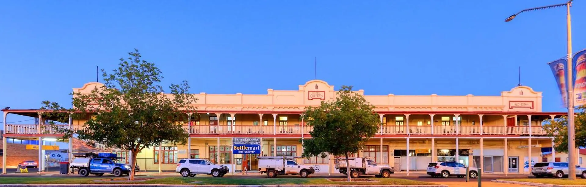 Hotel Corones Charleville 3*,