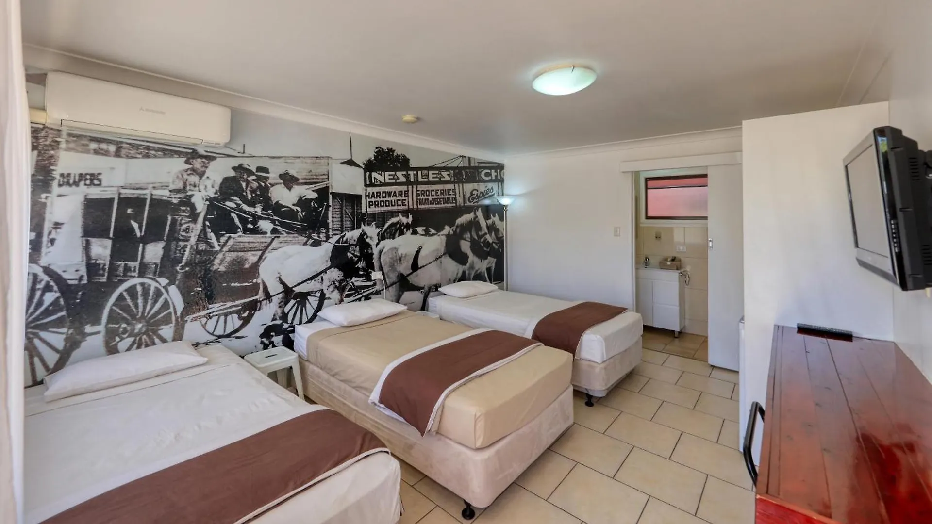 Hotel Corones Charleville