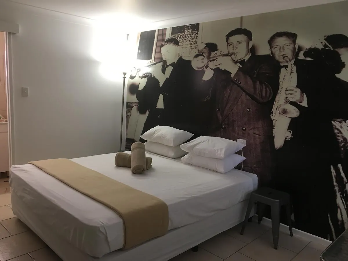 Hotel Corones Charleville
